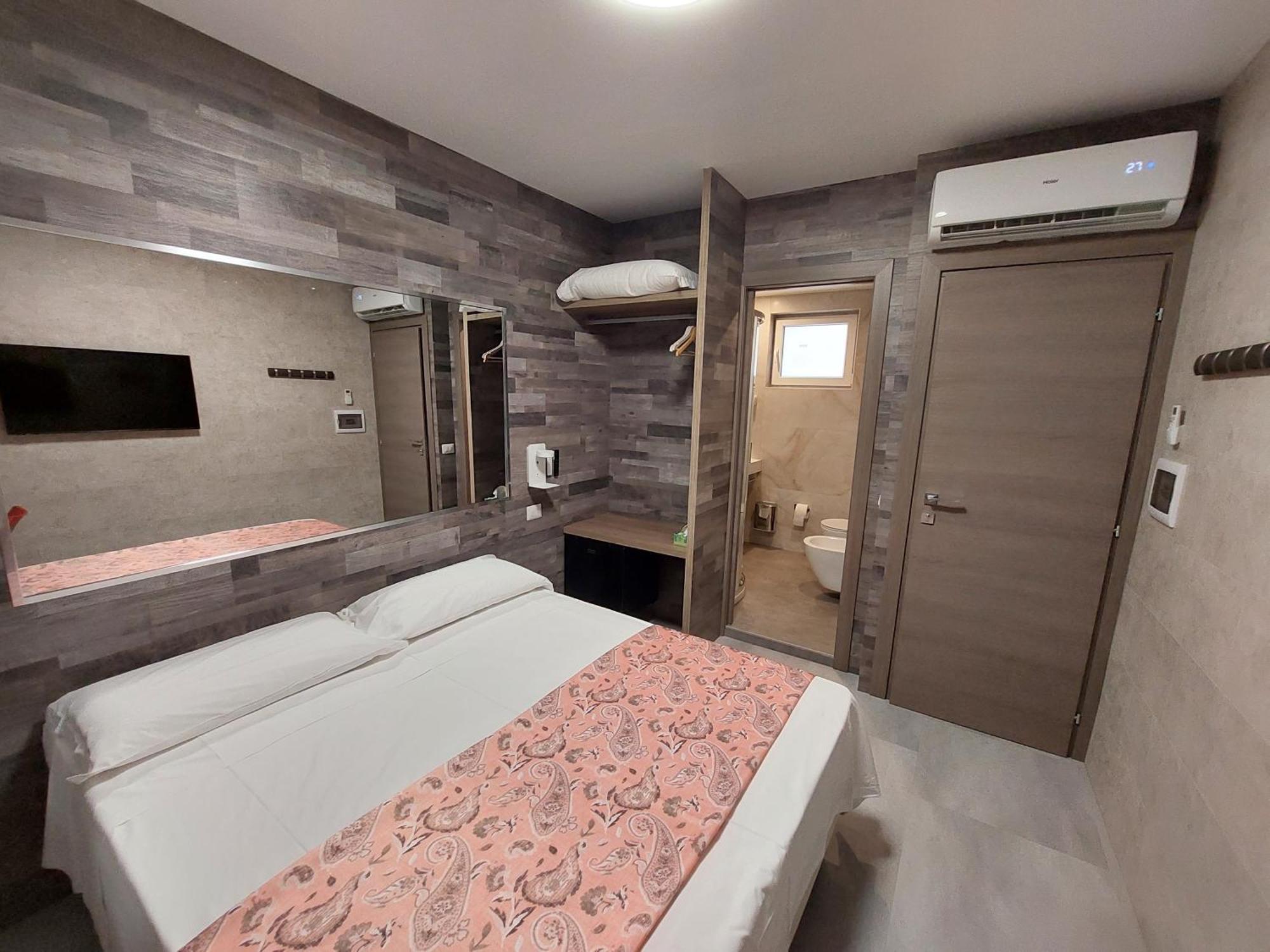 Hotel Pontenuovo Merone ภายนอก รูปภาพ